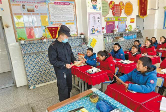 琐作乡中心小学环境