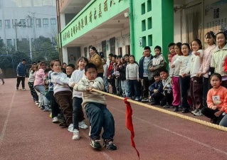 津市市城郊中心小学环境