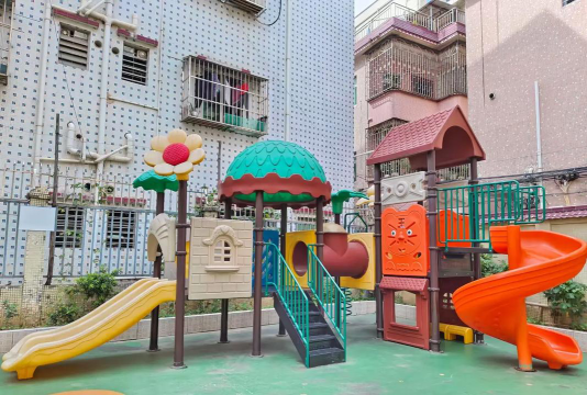 广州市新太阳幼儿园环境
