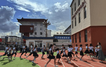 石河子铁路学校环境