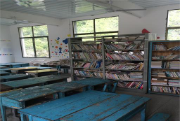 四方溪中心小学环境