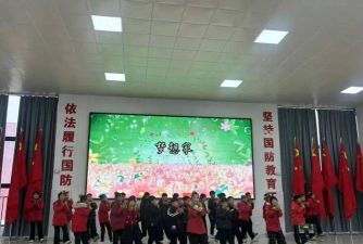 六四一一学校环境
