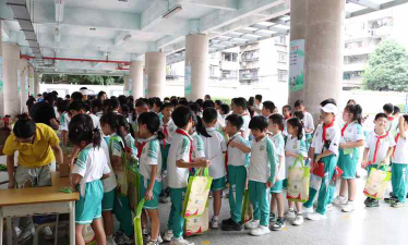 天河区沙河小学环境