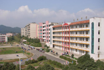 麻江中学环境