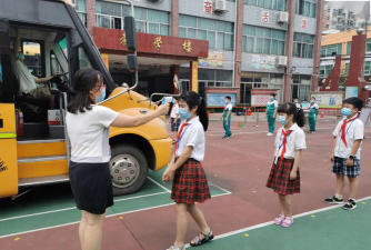 天河区嘉华小学环境