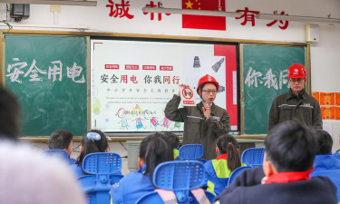 白银市平川区靖电学校环境