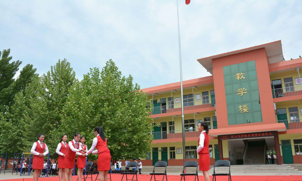 藁城市岗上镇中学环境