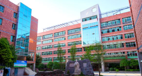 贵阳市实验三中学校环境