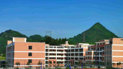 乐山市西成职业学校环境