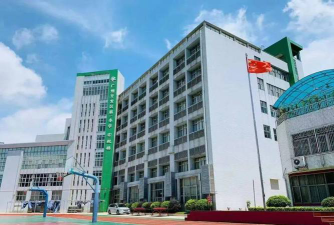 开发区第一小学环境