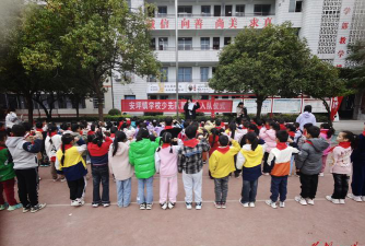 辰溪县安坪镇中心小学环境