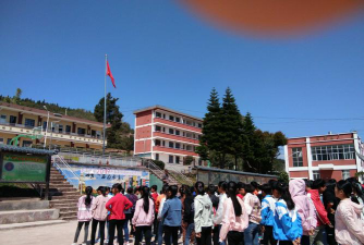 元江县龙潭中学环境