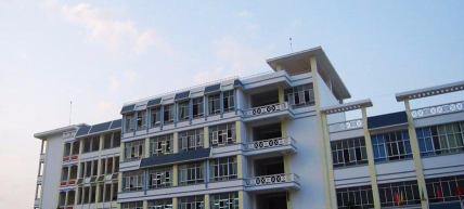 红河中学环境