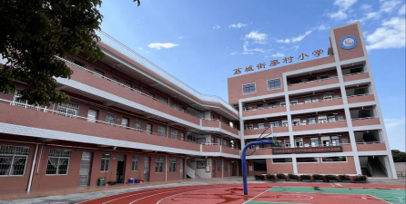 广州增城区荔城街廖村小学环境
