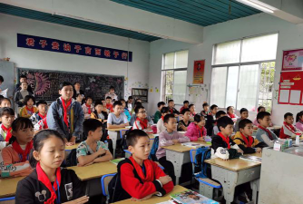 麻阳苗族自治县吕家坪镇中心小学环境