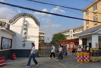 广州江埔街中心小学环境