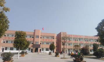 五山镇中心小学环境