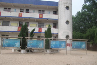 回隆镇中学环境