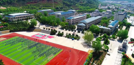固原隆德县职业技术学校环境