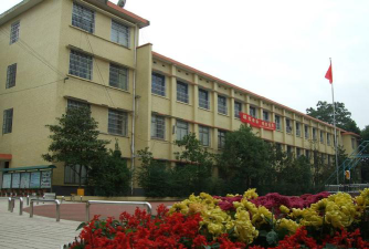 长沙市岳麓区望岳中心小学环境