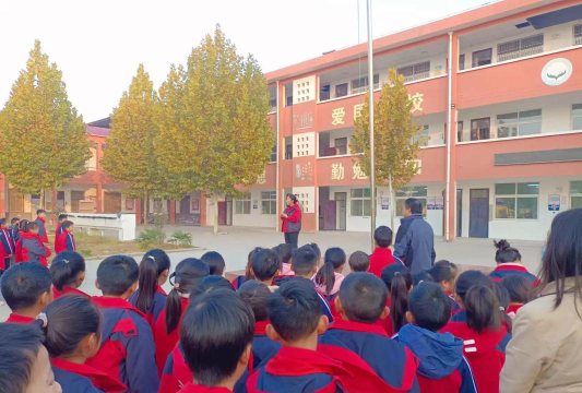 魏村乡第二中学环境