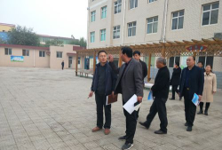 张登乡张登中学环境