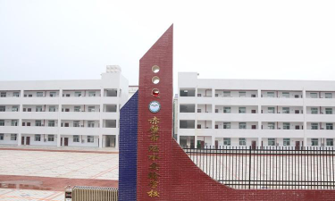 咸宁赤壁市陆水高级中学环境