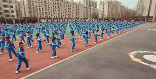 蛟河市河南小学环境