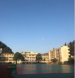 桑元中学环境