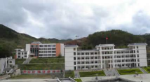 文山富宁县民族职业高级中学环境