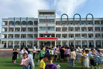 潮阳区河溪东陇小学环境