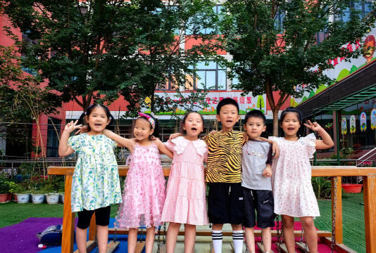 怡宝幼儿园环境