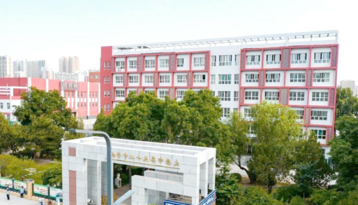 太原市第五十二中学校环境