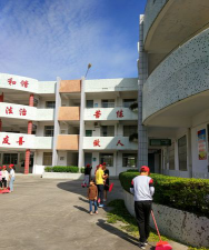 澄海市龙坑小学环境