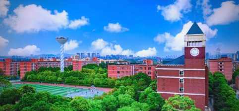 长沙市师大思沁高级中学环境