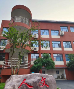 武汉市钢都中学环境