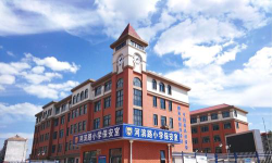 登封市嵩阳办滨河路小学环境