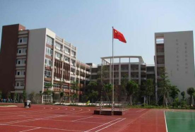 罗村镇联和小学环境