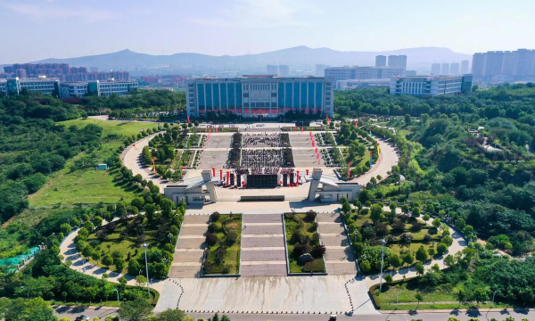 平顶山学院环境