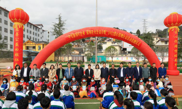 宁蒗县大兴镇贝尔中学环境