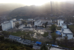 宁蒗县跑马坪中学环境
