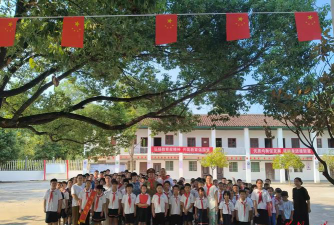 河南省洛阳市西工区杨冢小学环境