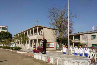 汕头市澄海鸿三小学环境