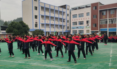达县沿河乡中心学校环境