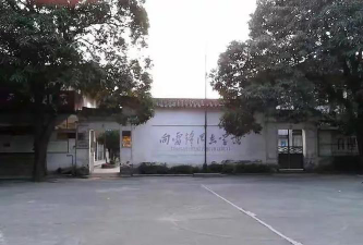外海直冲小学环境