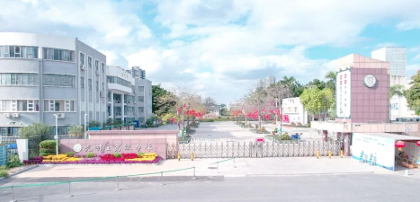 唐山市光明高级中学环境