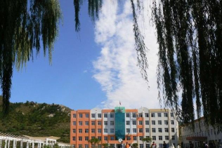 青龙满族自治县肖营子高级中学环境