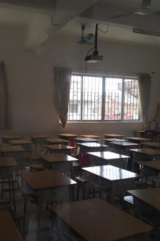 崖门镇黄冲小学环境
