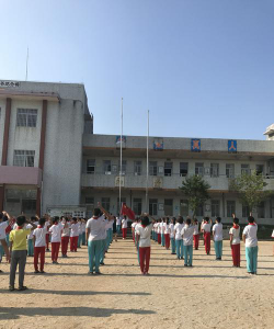 台城镇横湖小学环境
