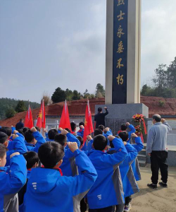 阳新县三溪镇中心完全小学环境
